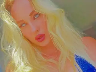 blueeyedzaya-sexy