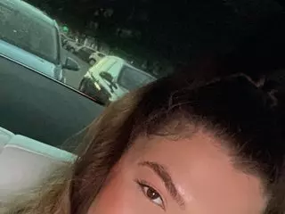 Leslie08