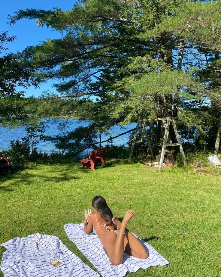 Aloneathome22
