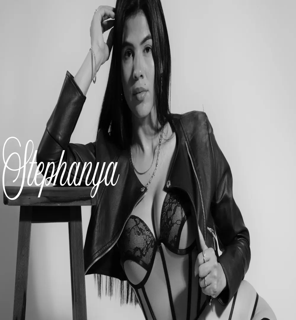 stephanya_