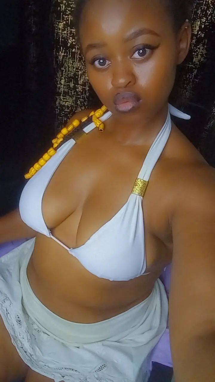 Candii_wet_