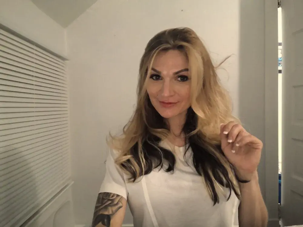 MaddisonX