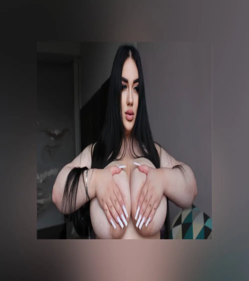 GabiBoobs